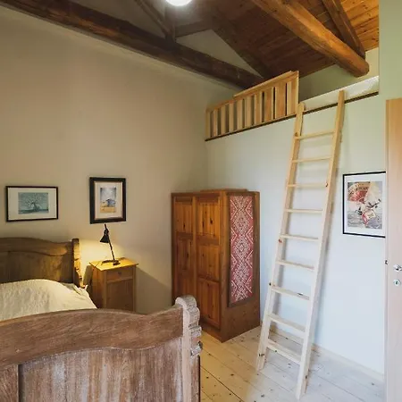 Casa Olea - A Venetian Era With Courtyard Kondomarion