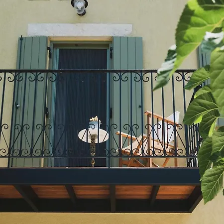 Casa Olea - A Venetian Era With Courtyard Semesterbostad Kondomarion