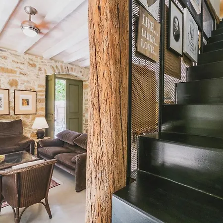 Casa Olea - A Venetian Era With Courtyard Semesterbostad