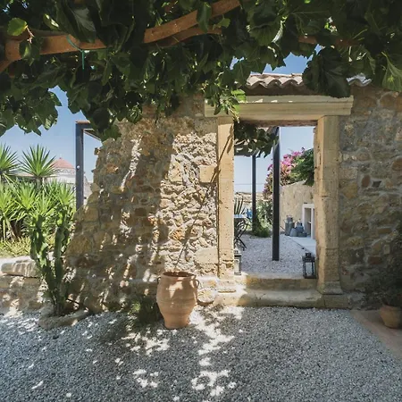 Semesterbostad Casa Olea - A Venetian Era With Courtyard *